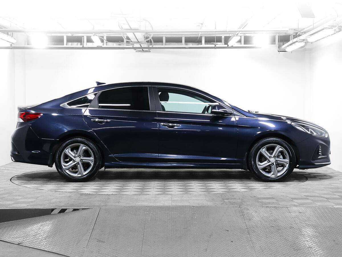 Купить Hyundai Sonata с пробегом. Фото: #3