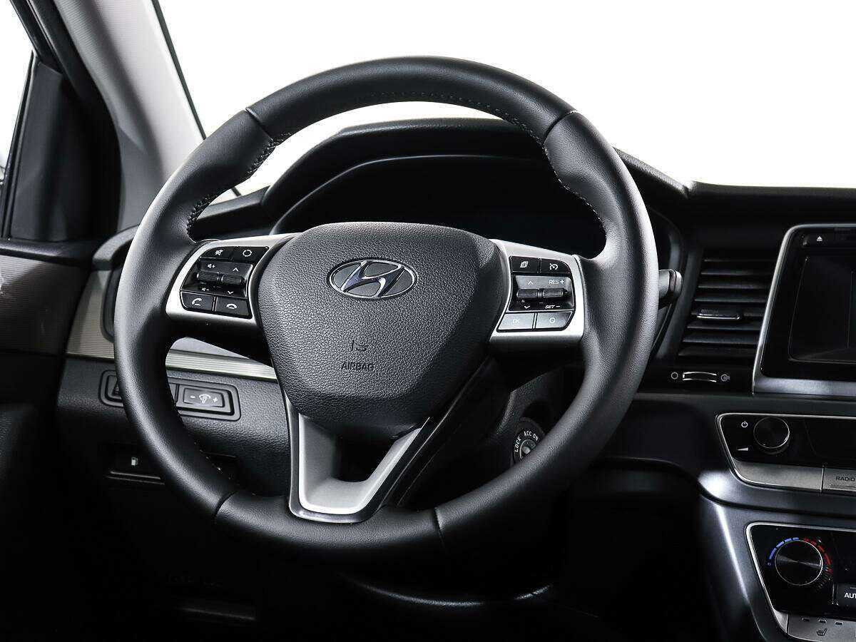 Купить Hyundai Sonata с пробегом. Фото: #13