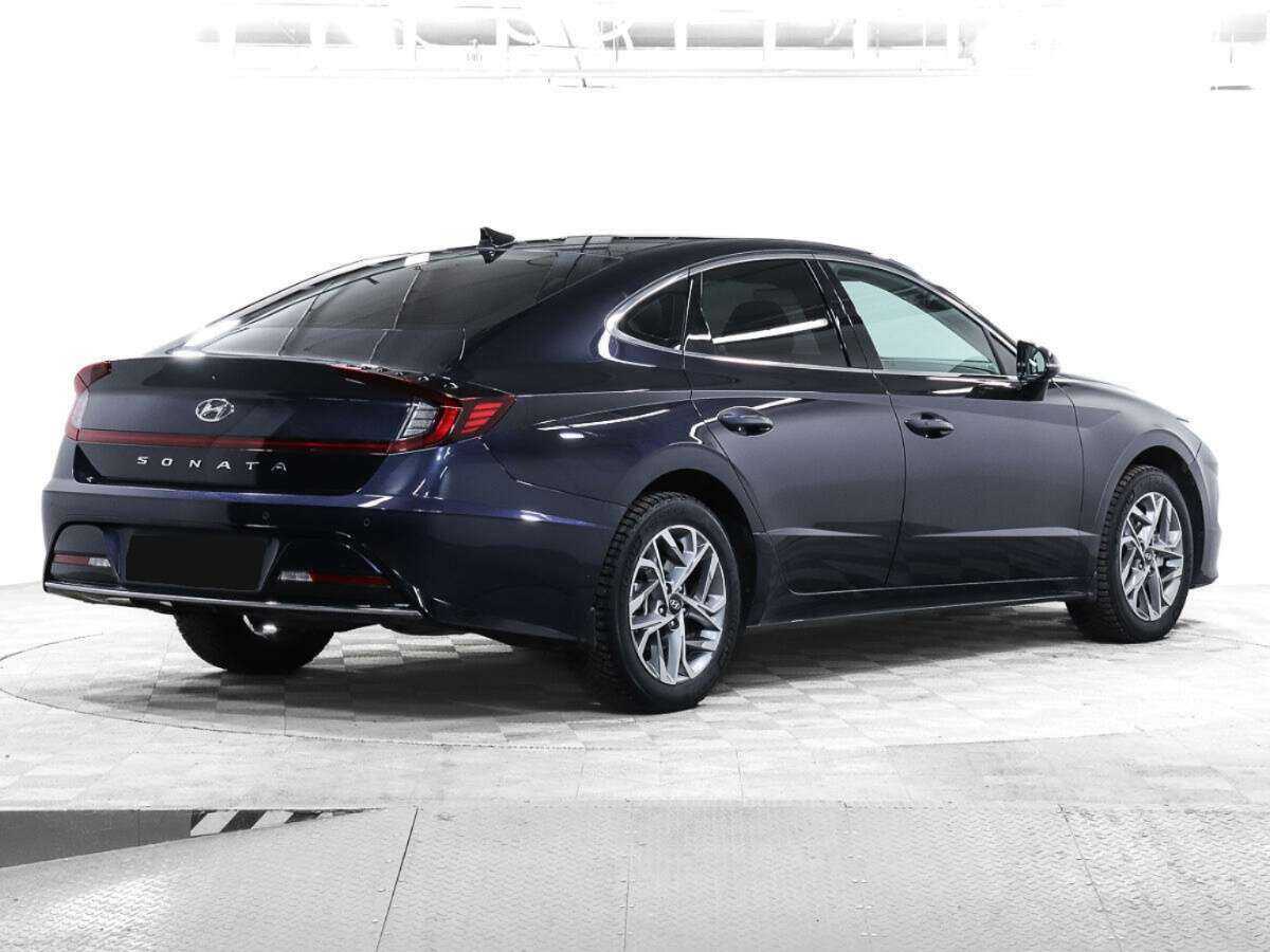 Купить Hyundai Sonata с пробегом. Фото: #4