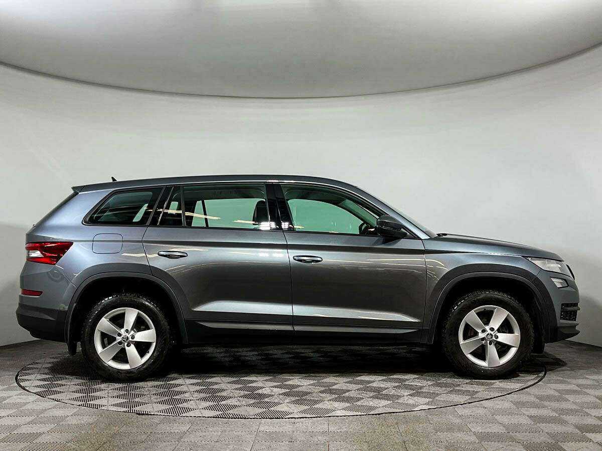 Купить Skoda Kodiaq с пробегом. Фото: #2