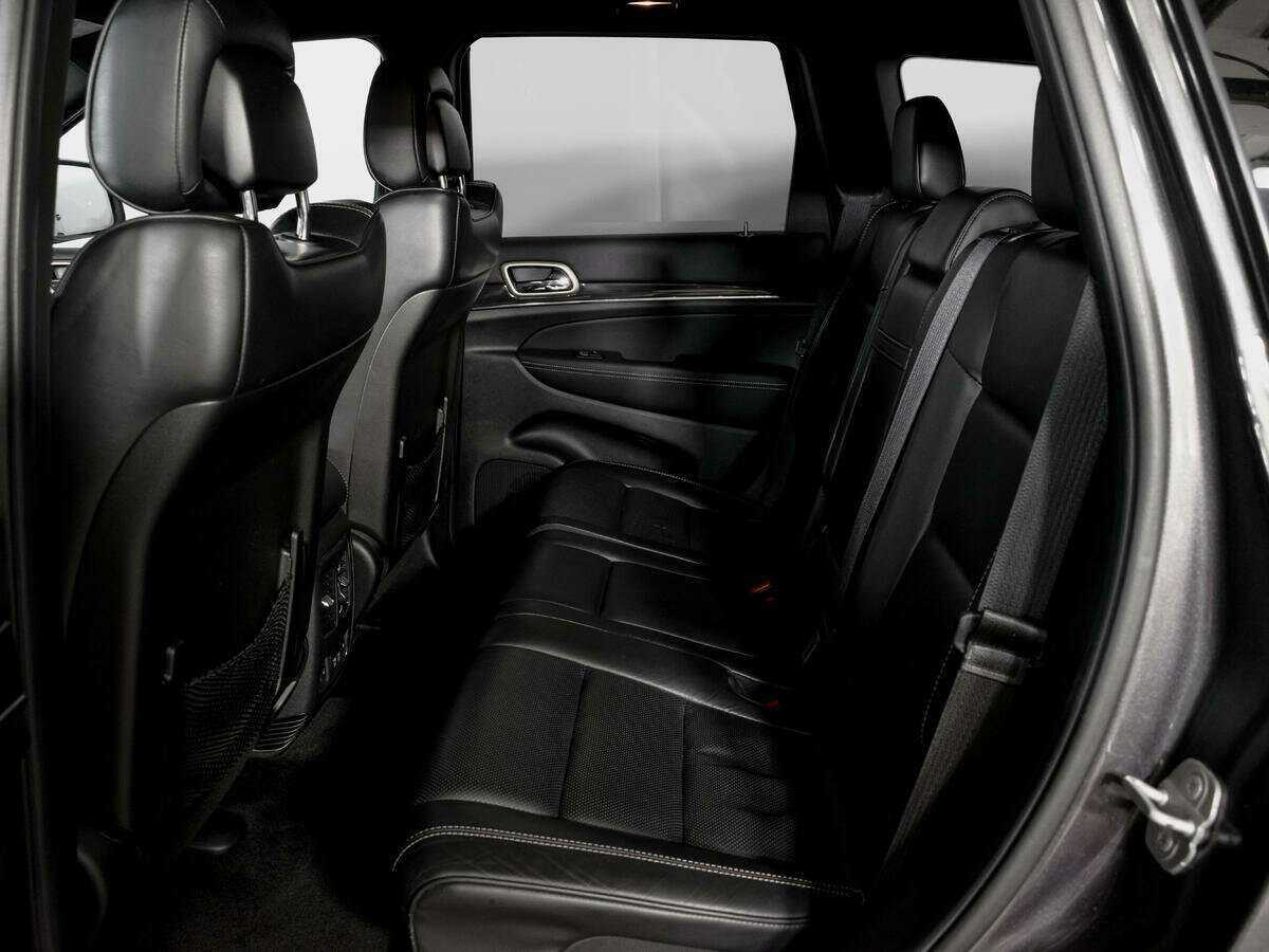 Купить Jeep Grand Cherokee с пробегом. Фото: #9