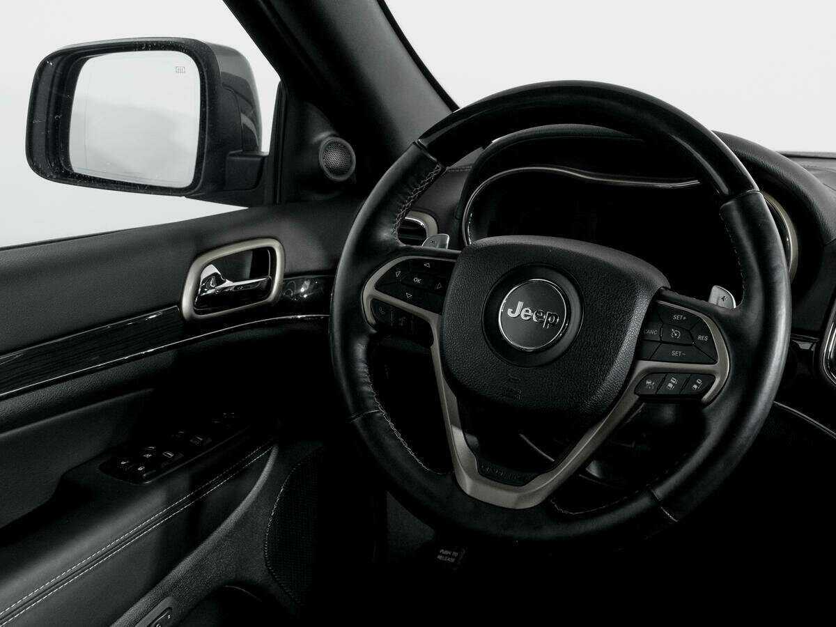 Купить Jeep Grand Cherokee с пробегом. Фото: #15