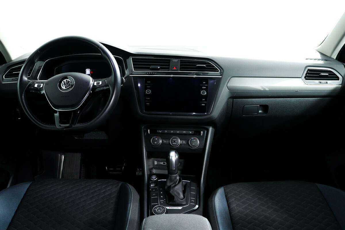 Купить Volkswagen Tiguan с пробегом. Фото: #10