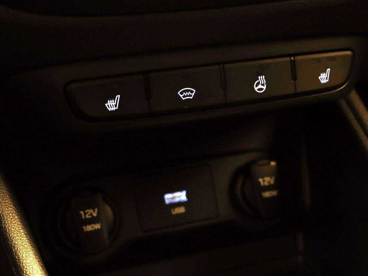 Купить Hyundai Solaris с пробегом. Фото: #13