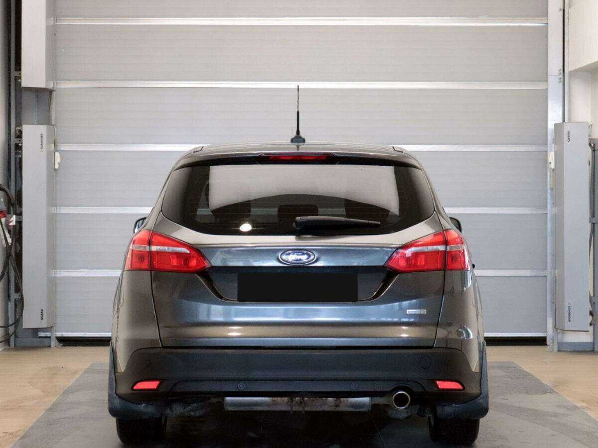 Купить Ford Focus с пробегом. Фото: #4