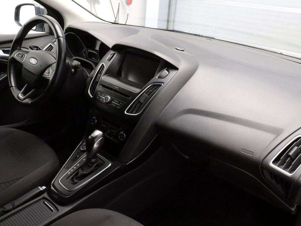 Купить Ford Focus с пробегом. Фото: #6