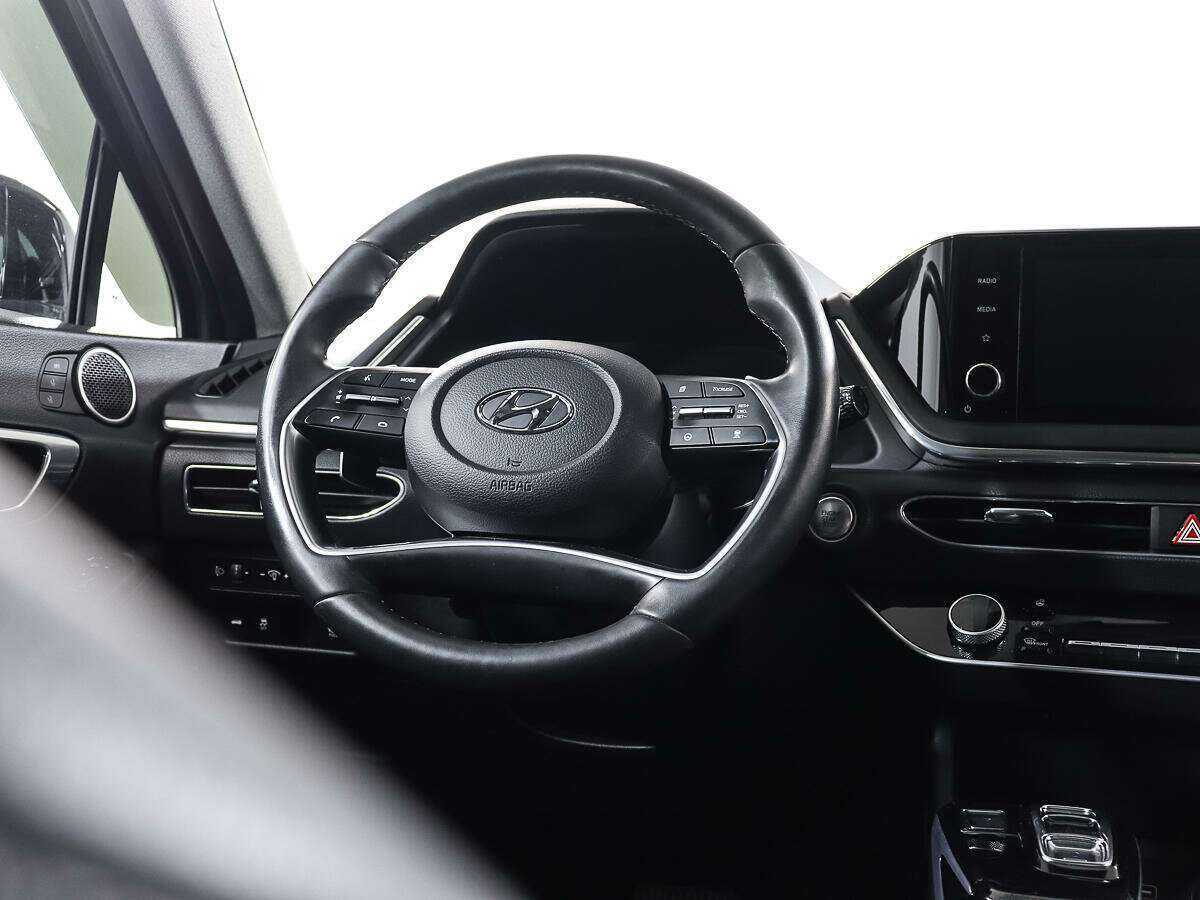 Купить Hyundai Sonata с пробегом. Фото: #13