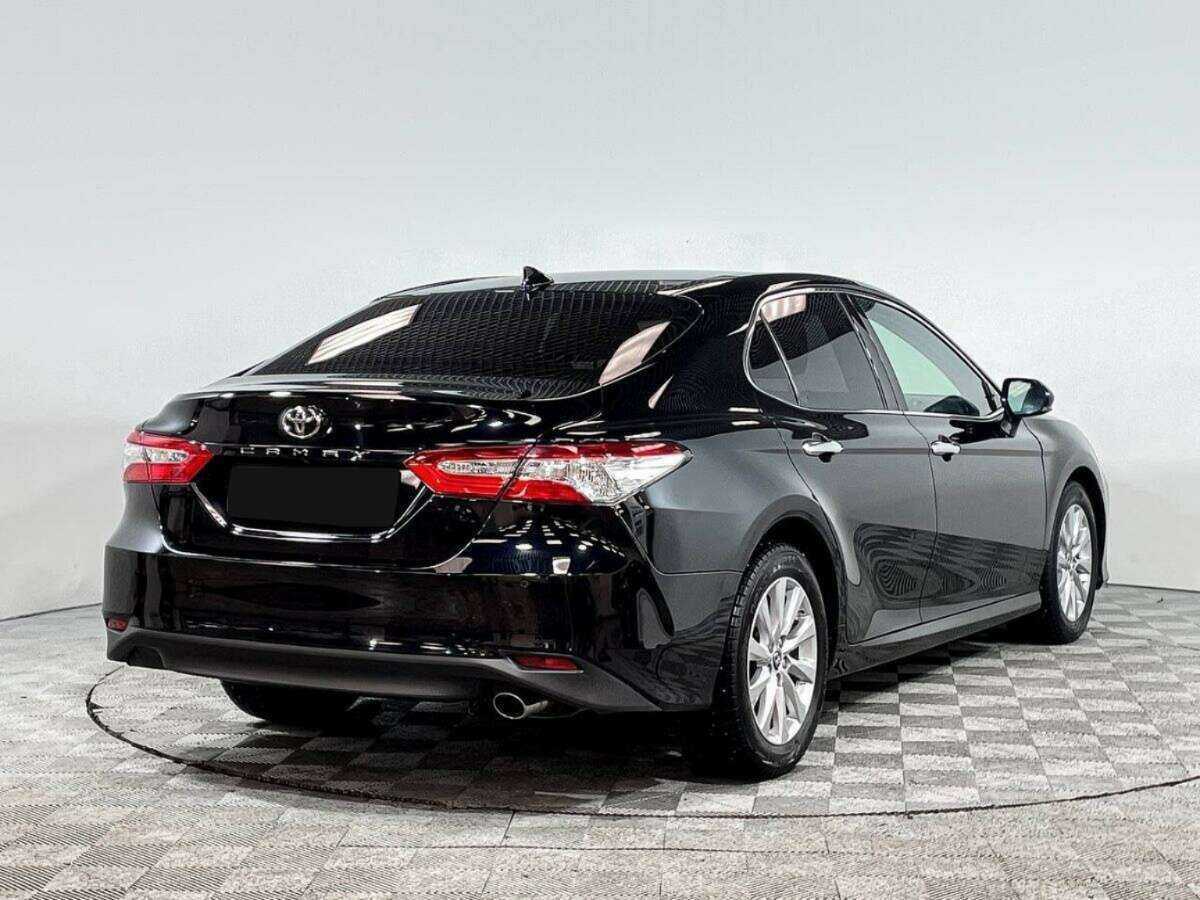Купить Toyota Camry с пробегом. Фото: #3