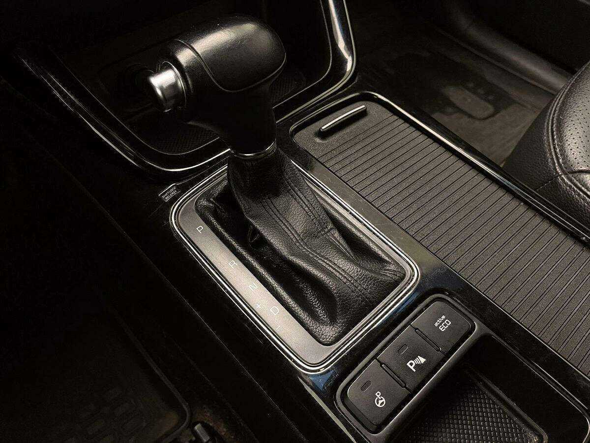 Купить Kia Sorento с пробегом. Фото: #16