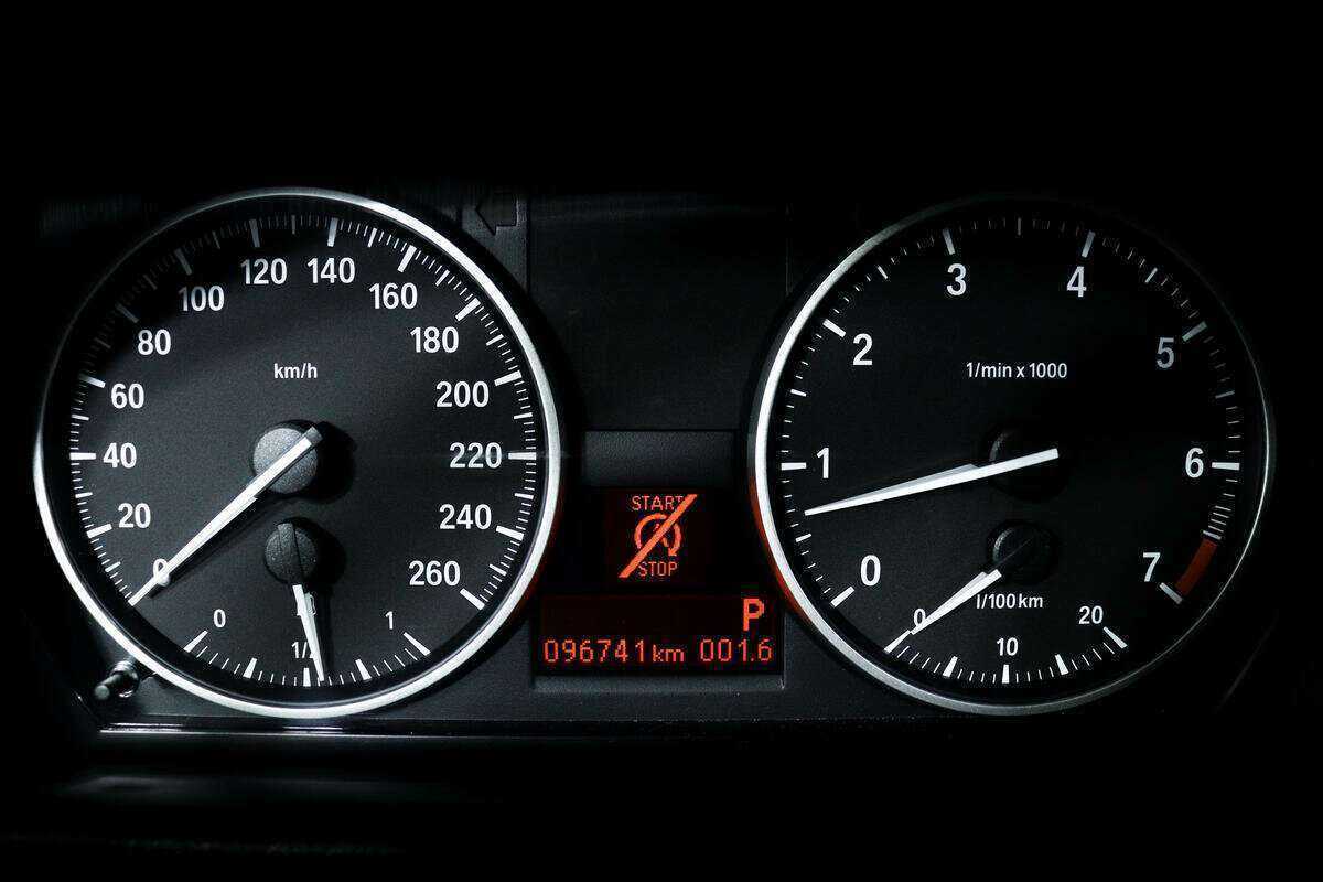 Купить BMW X1 с пробегом. Фото: #9