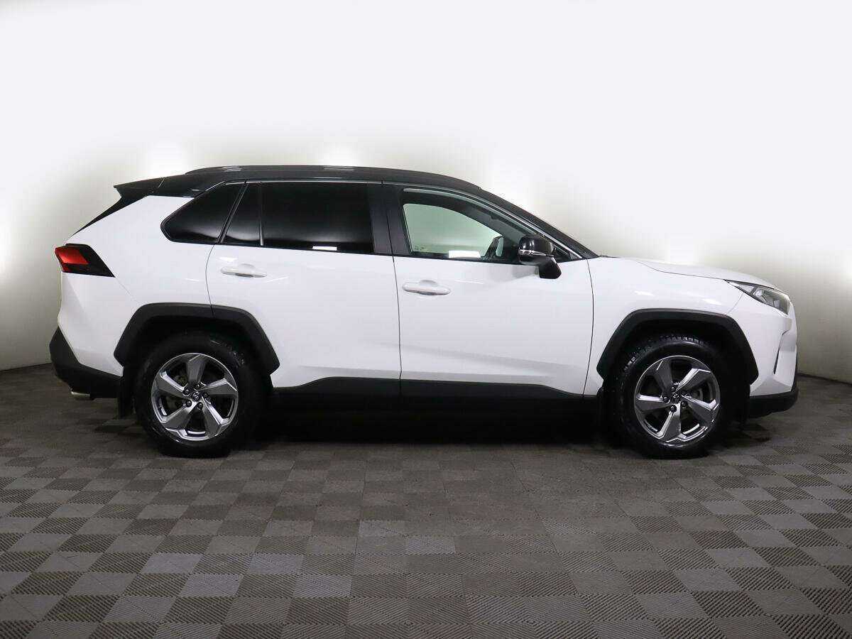 Купить Toyota RAV4 с пробегом. Фото: #2