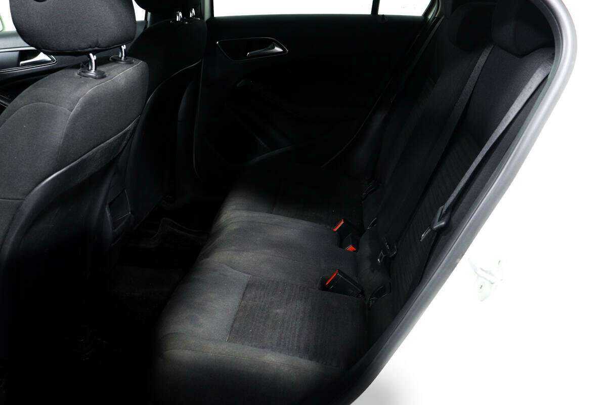 Купить Mercedes-Benz A-Класс с пробегом. Фото: #11