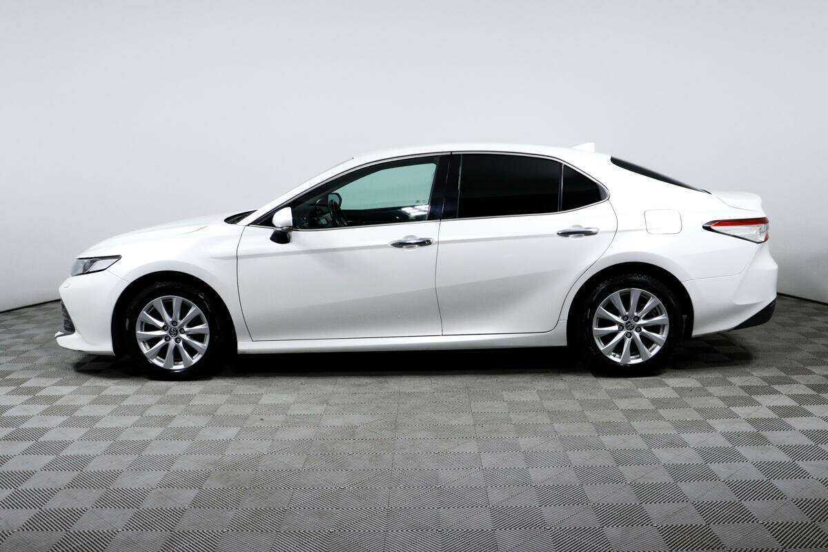 Купить Toyota Camry с пробегом. Фото: #7