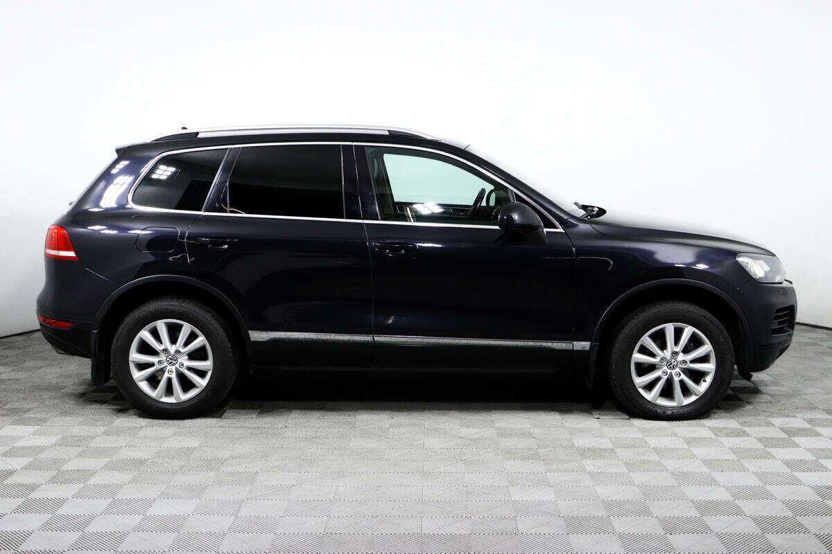 Купить Volkswagen Touareg с пробегом. Фото: #2