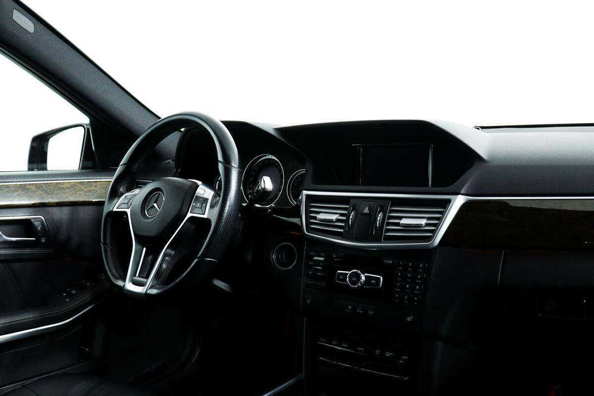 Купить Mercedes-Benz E-Класс с пробегом. Фото: #8