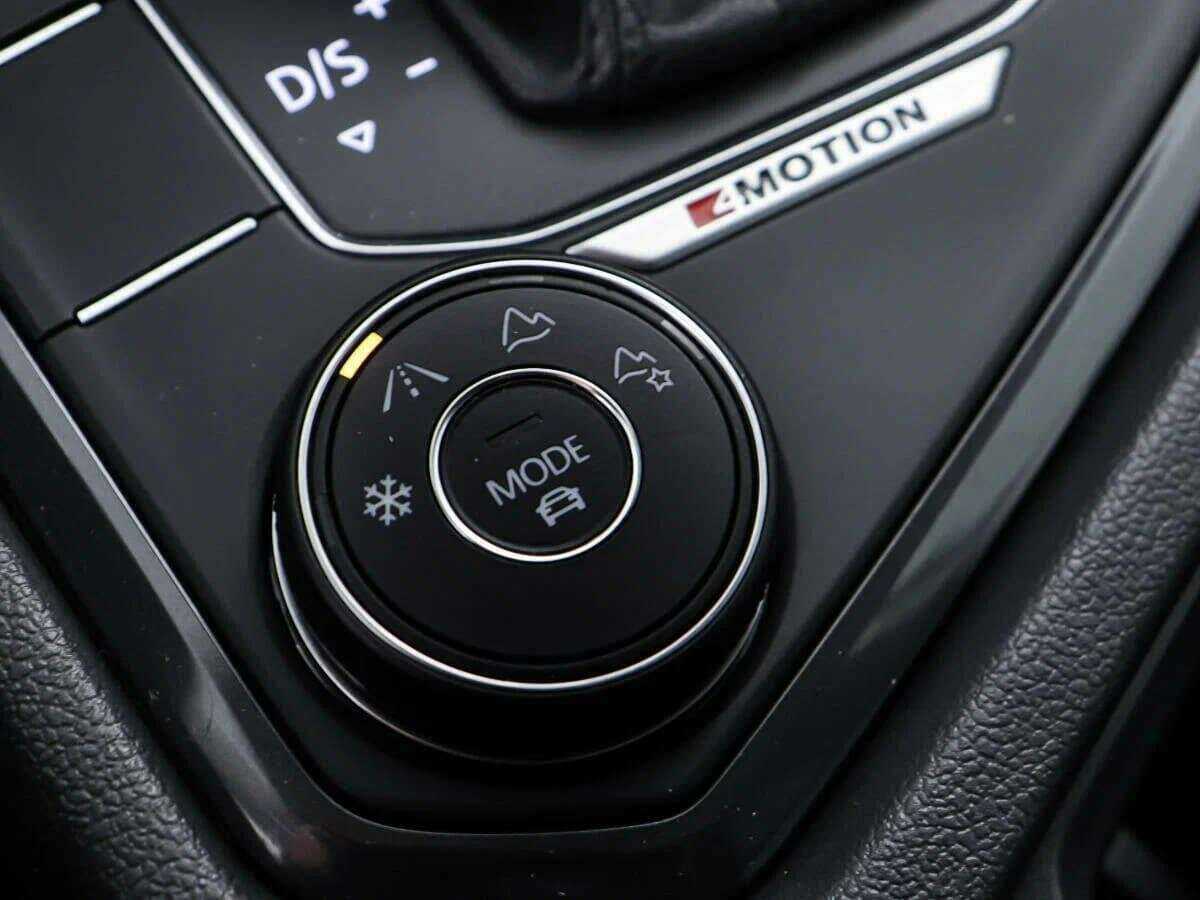 Купить Volkswagen Tiguan с пробегом. Фото: #16