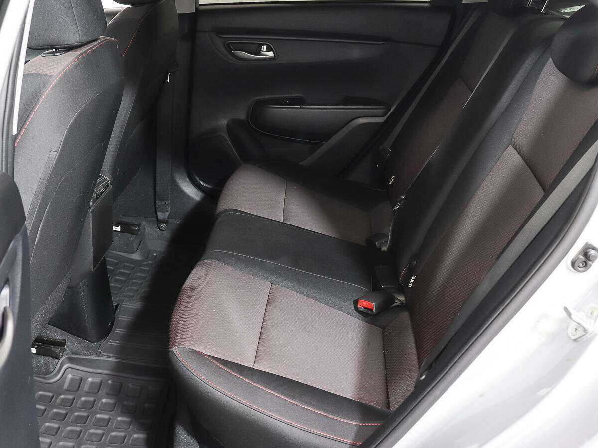 Купить Kia Rio с пробегом. Фото: #9