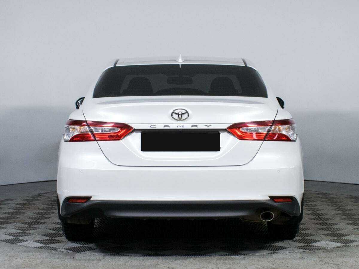 Купить Toyota Camry с пробегом. Фото: #5