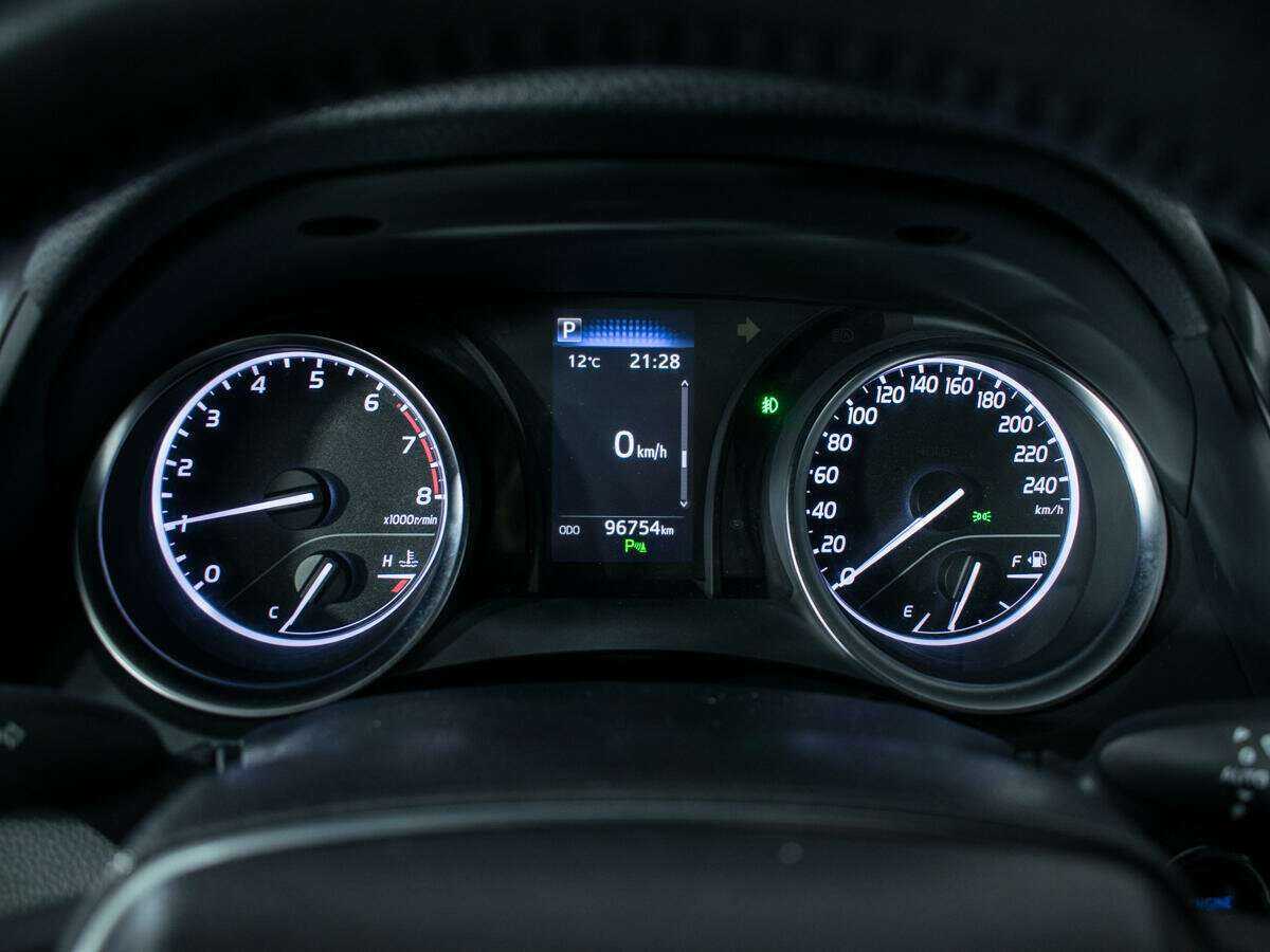 Купить Toyota Camry с пробегом. Фото: #10