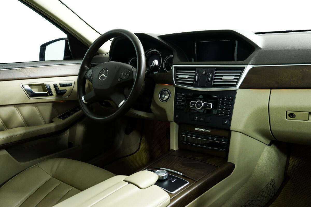 Купить Mercedes-Benz E-Класс с пробегом. Фото: #8