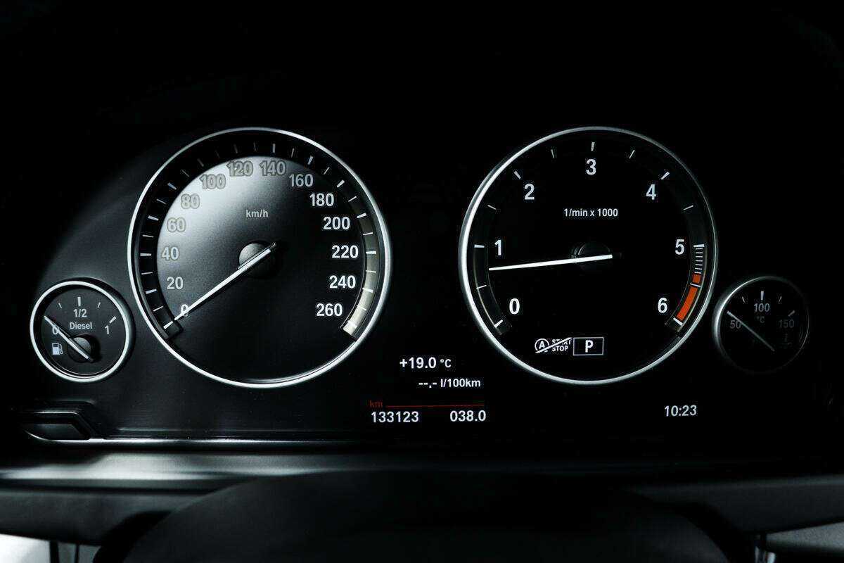 Купить BMW X5 с пробегом. Фото: #9