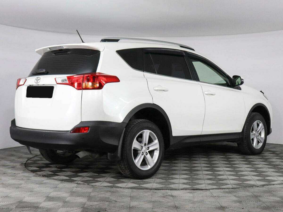 Купить Toyota RAV4 с пробегом. Фото: #4