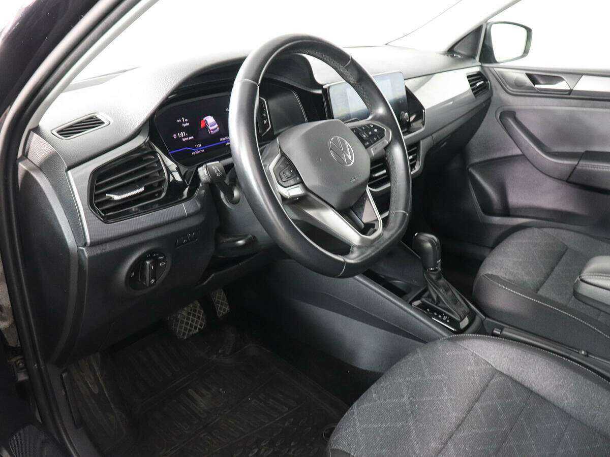 Купить Volkswagen Polo с пробегом. Фото: #8