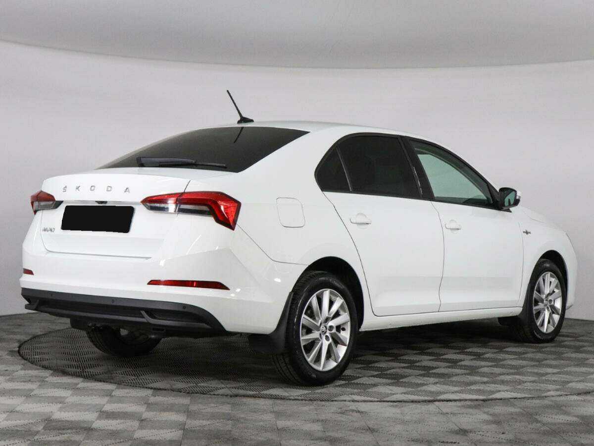 Купить Skoda Rapid с пробегом. Фото: #4