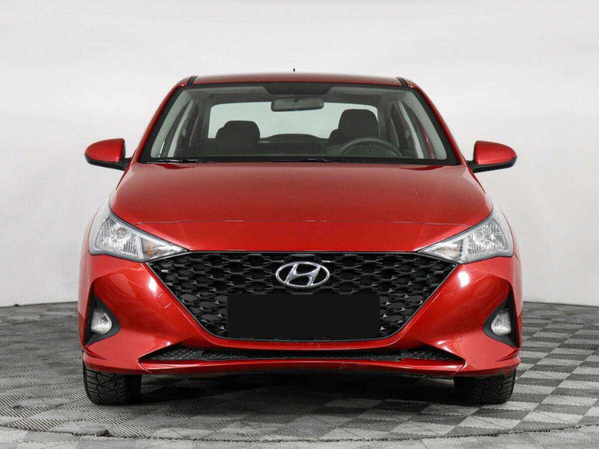 Купить Hyundai Solaris с пробегом. Фото: #1