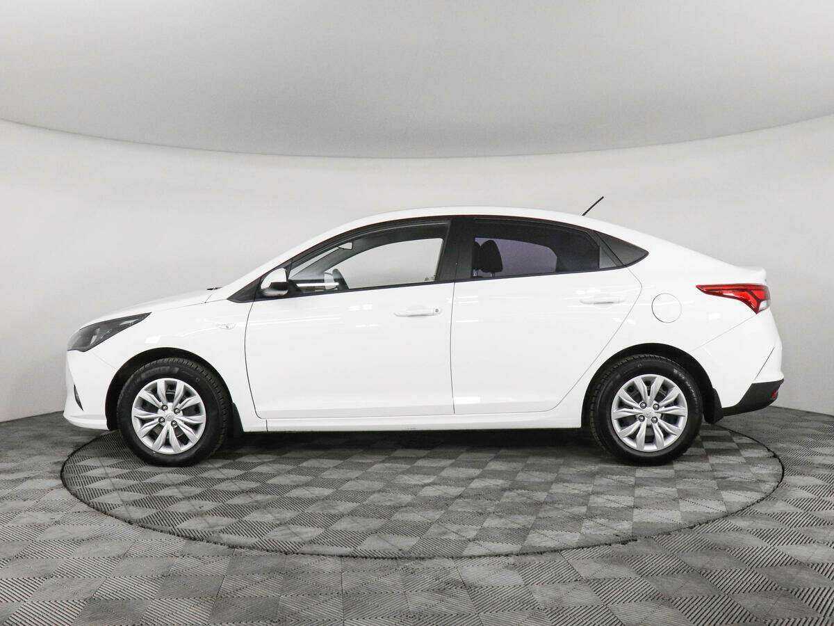 Купить Hyundai Solaris с пробегом. Фото: #6