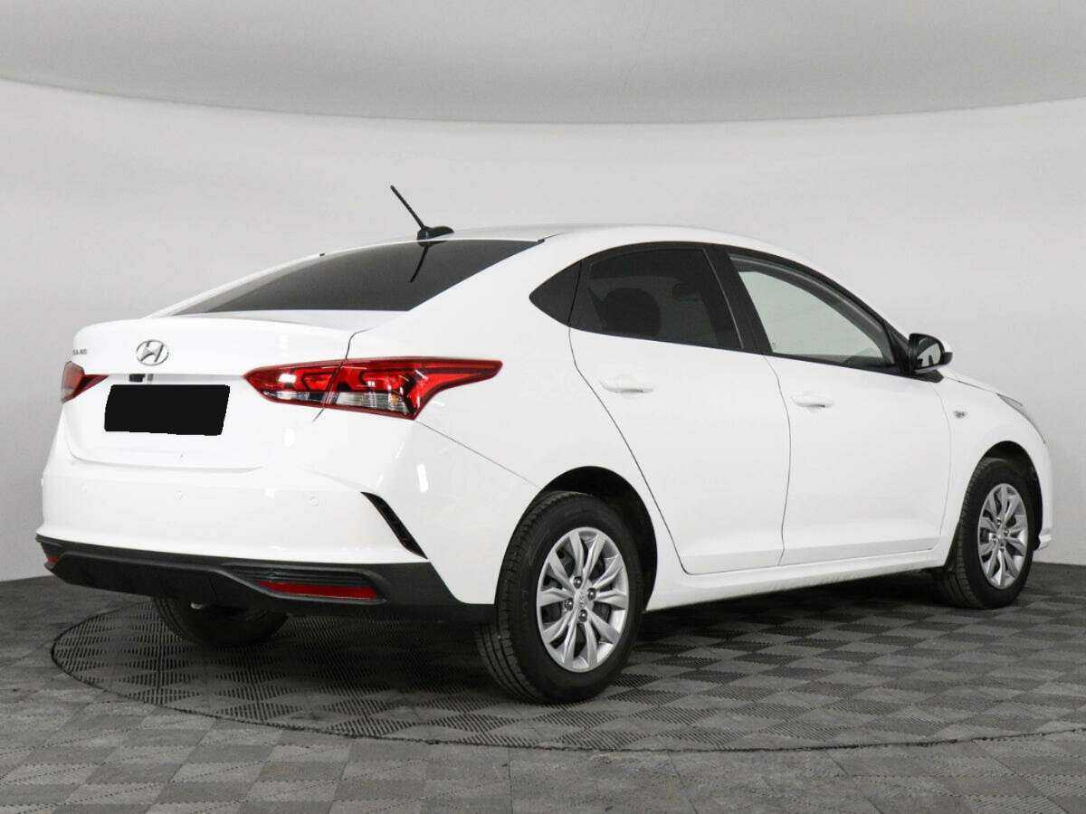 Купить Hyundai Solaris с пробегом. Фото: #4