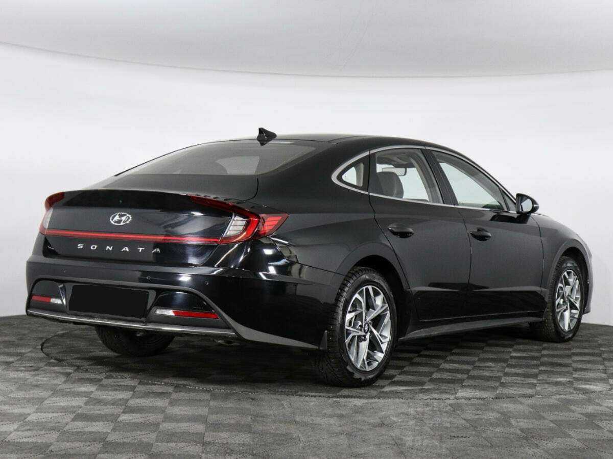 Купить Hyundai Sonata с пробегом. Фото: #4