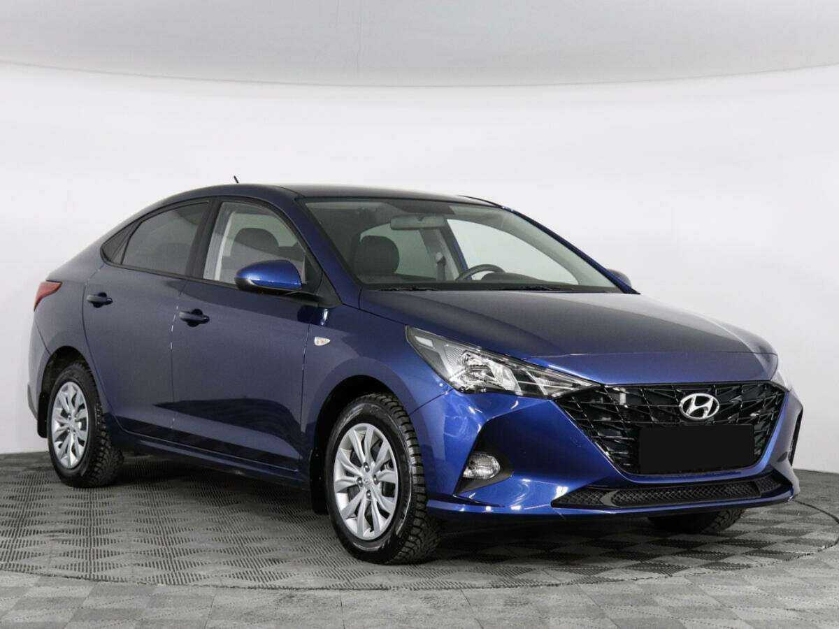 Купить Hyundai Solaris с пробегом. Фото: #2