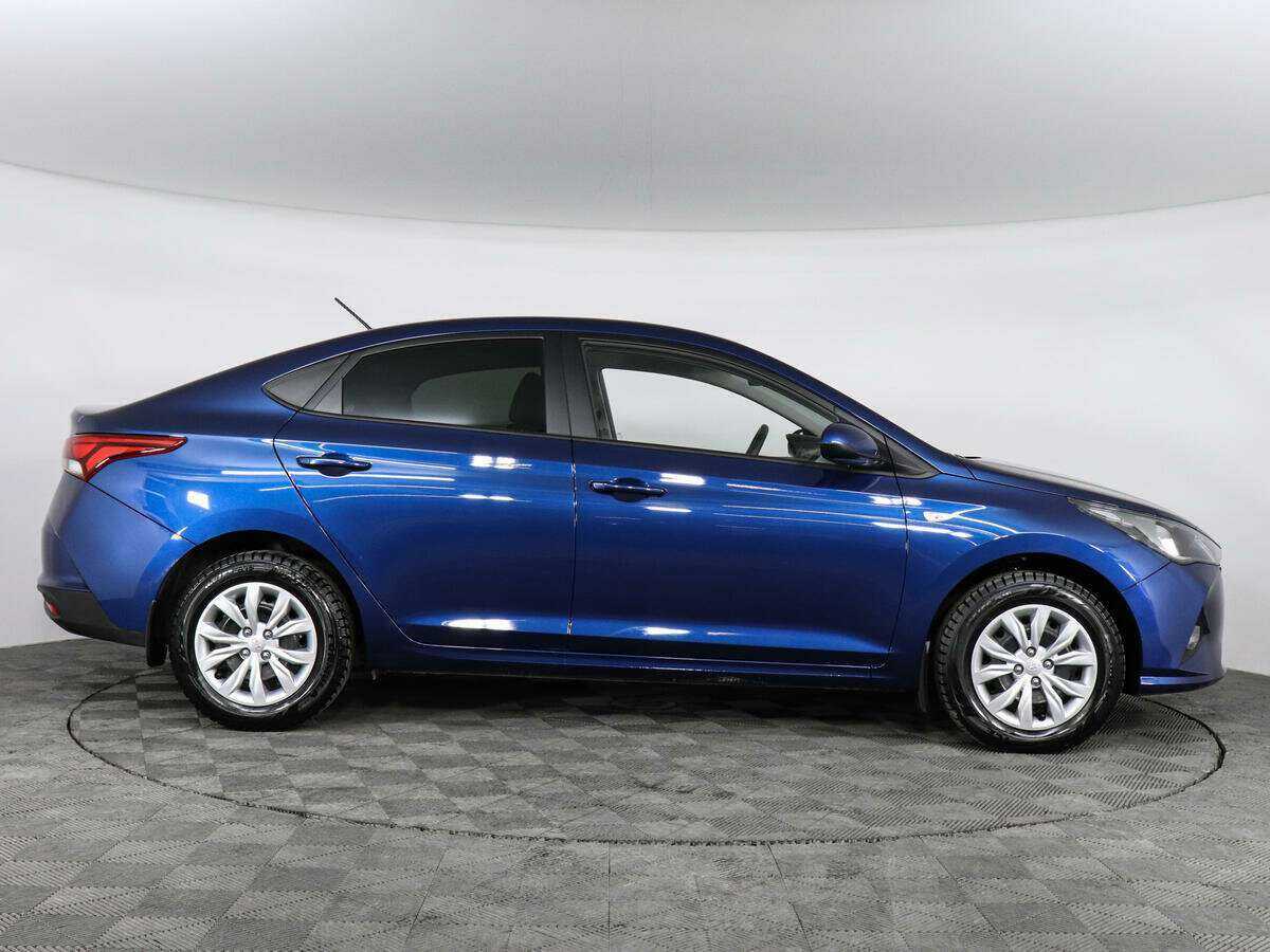 Купить Hyundai Solaris с пробегом. Фото: #3
