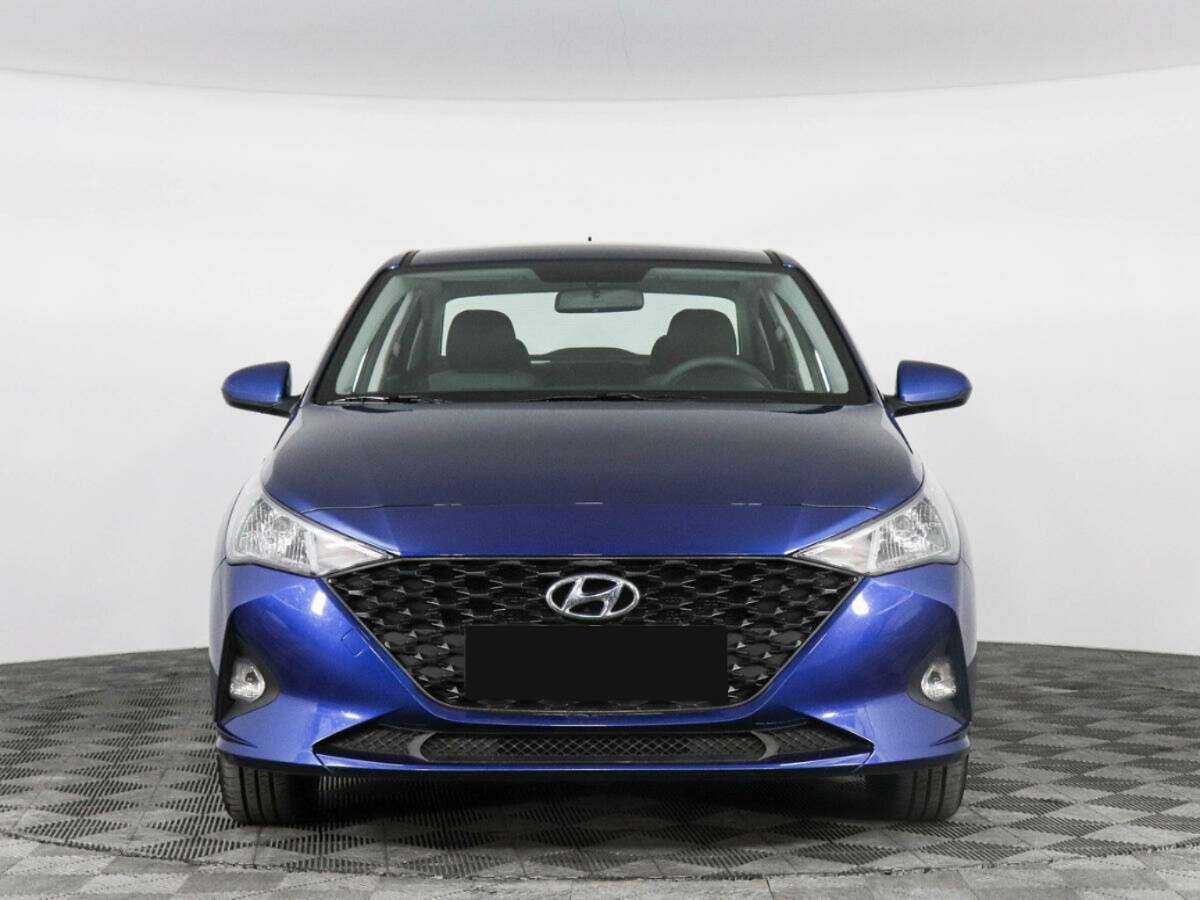 Купить Hyundai Solaris с пробегом. Фото: #1