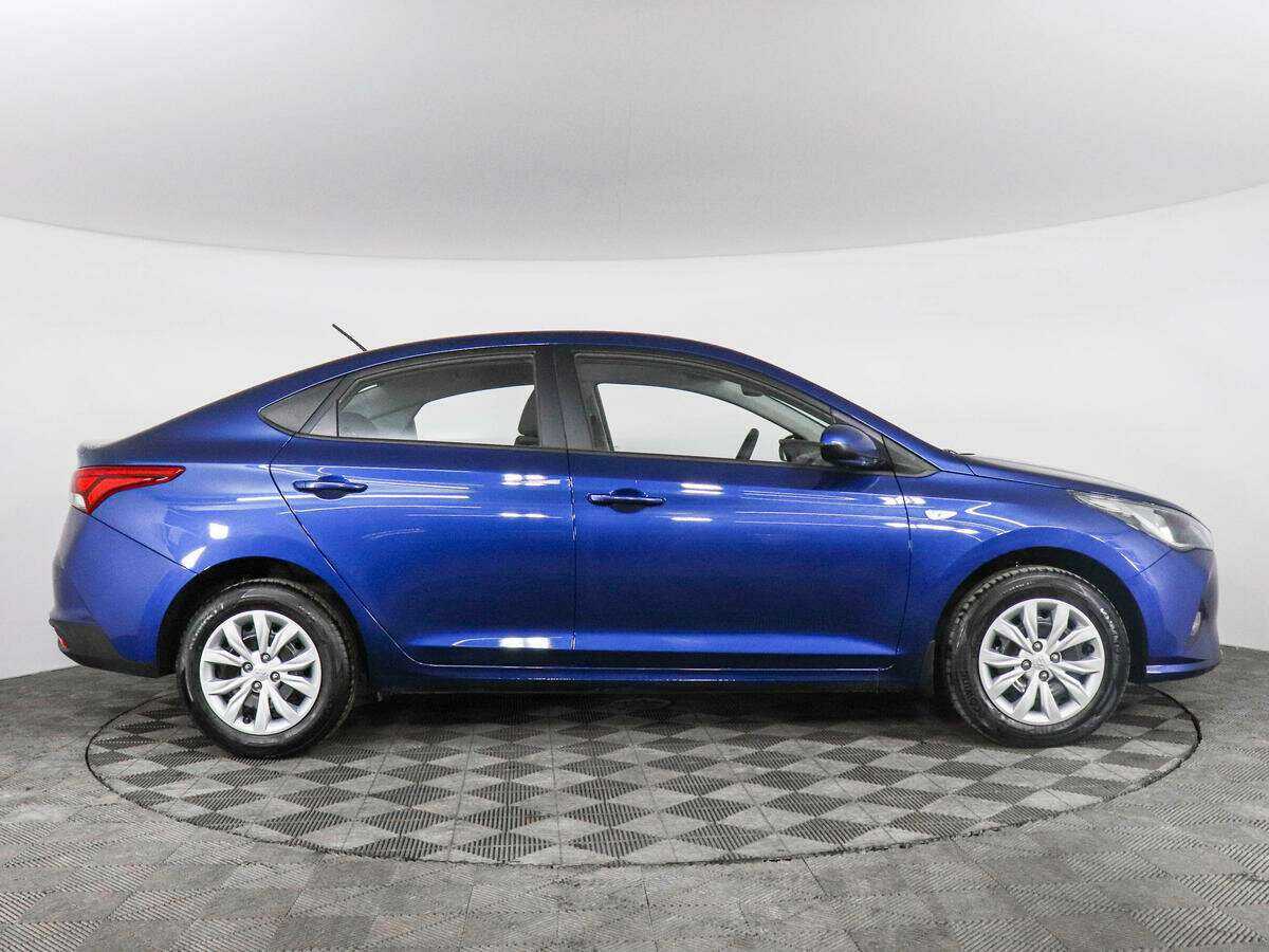 Купить Hyundai Solaris с пробегом. Фото: #3