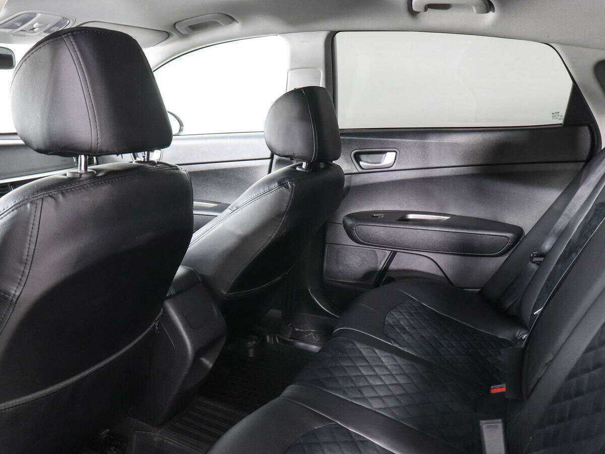 Купить Kia Optima с пробегом. Фото: #10