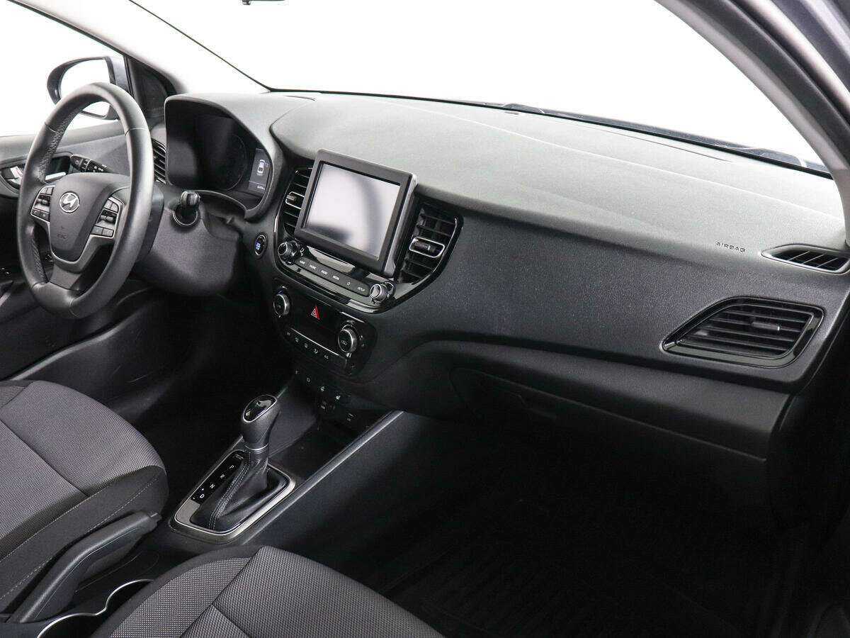 Купить Hyundai Solaris с пробегом. Фото: #5