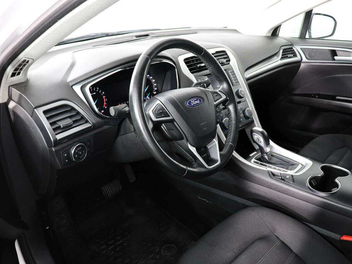 Купить Ford Mondeo с пробегом. Фото: #5