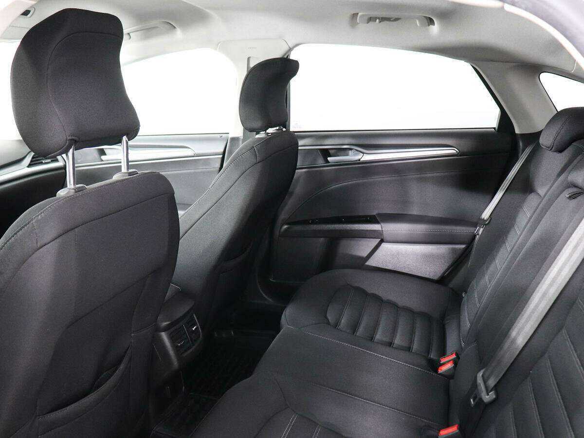 Купить Ford Mondeo с пробегом. Фото: #8