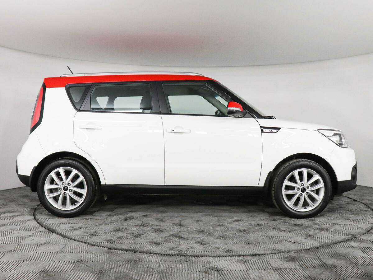 Купить Kia Soul с пробегом. Фото: #3