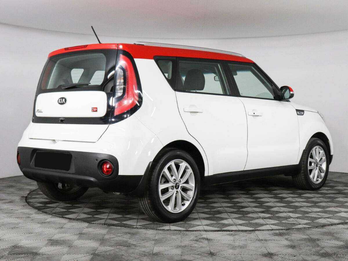 Купить Kia Soul с пробегом. Фото: #4