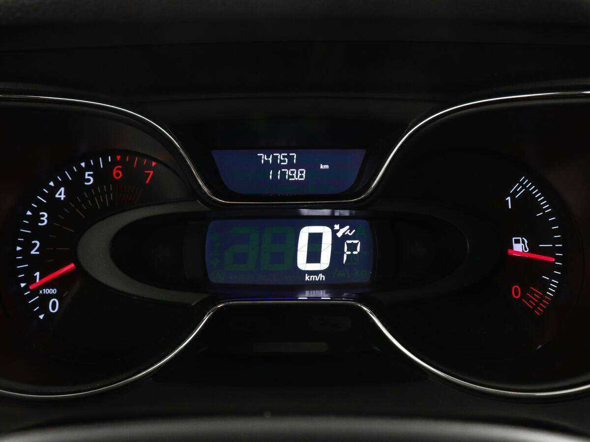 Купить Renault Kaptur с пробегом. Фото: #9