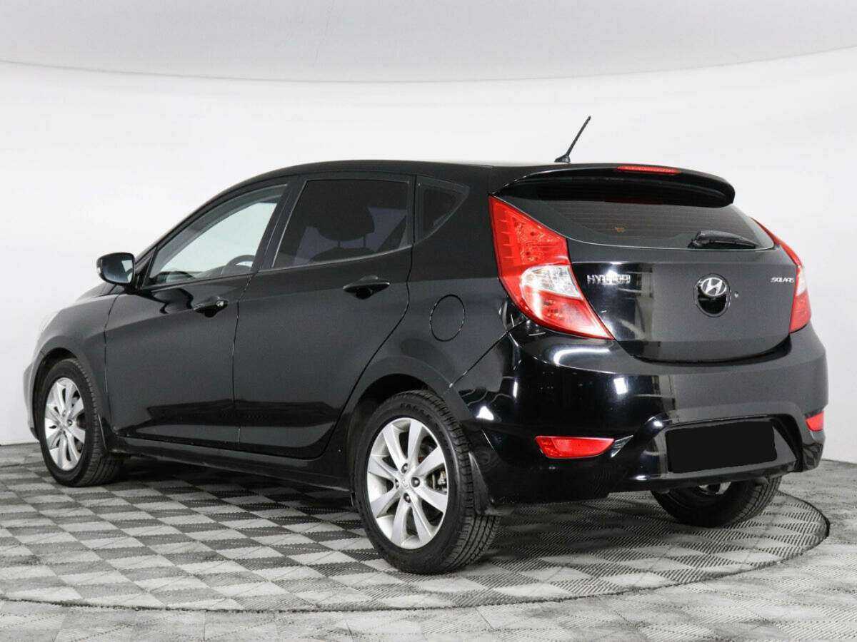Купить Hyundai Solaris с пробегом. Фото: #3