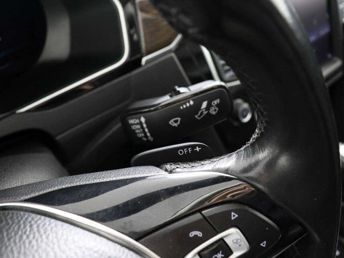 Купить Volkswagen Passat с пробегом. Фото: #11