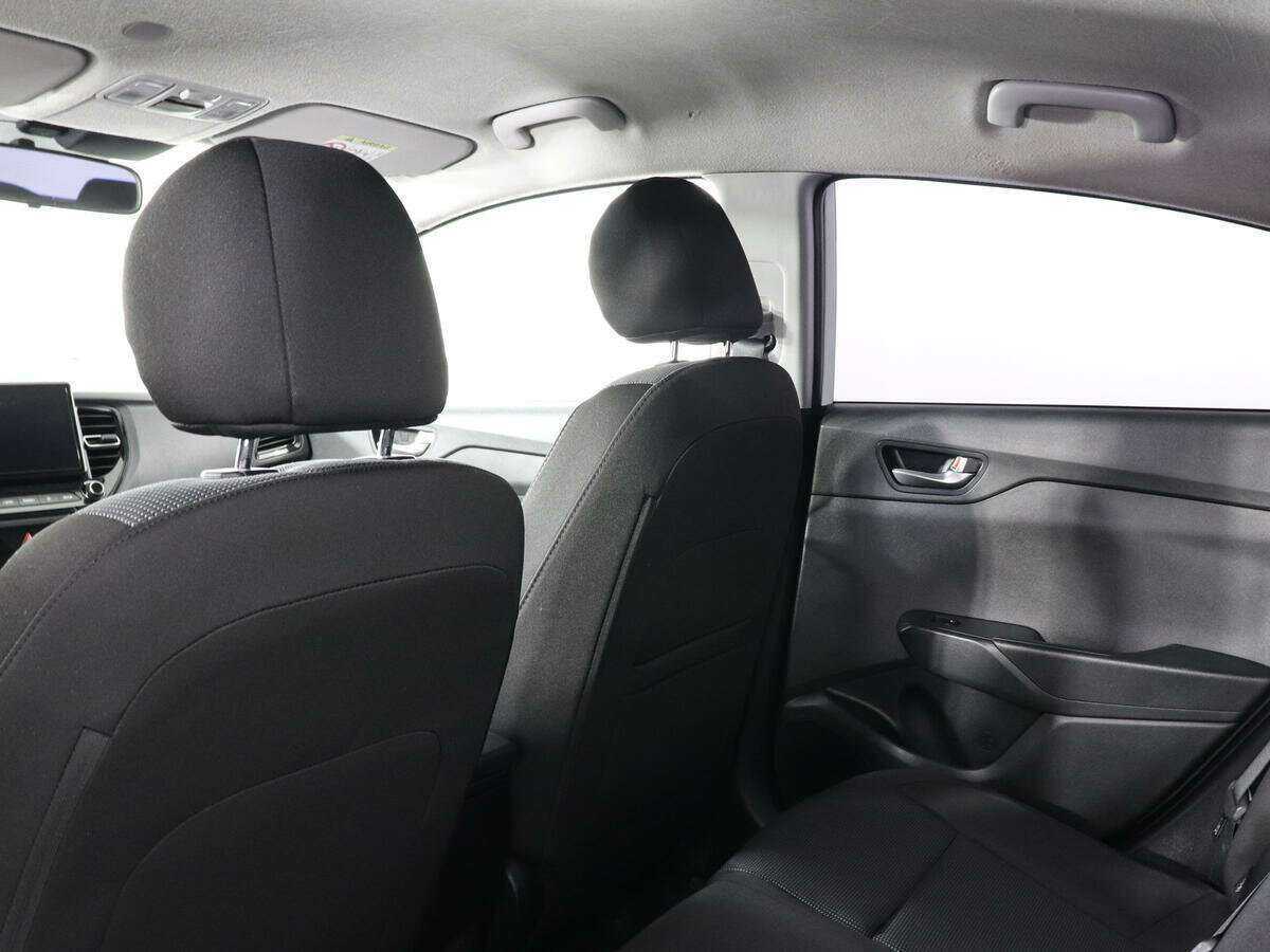 Купить Hyundai Solaris с пробегом. Фото: #11