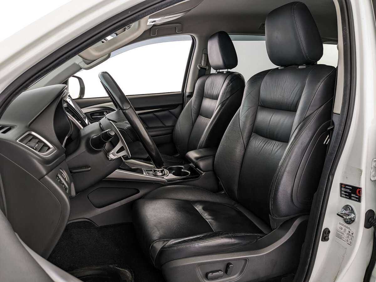 Купить Mitsubishi Pajero Sport с пробегом. Фото: #15