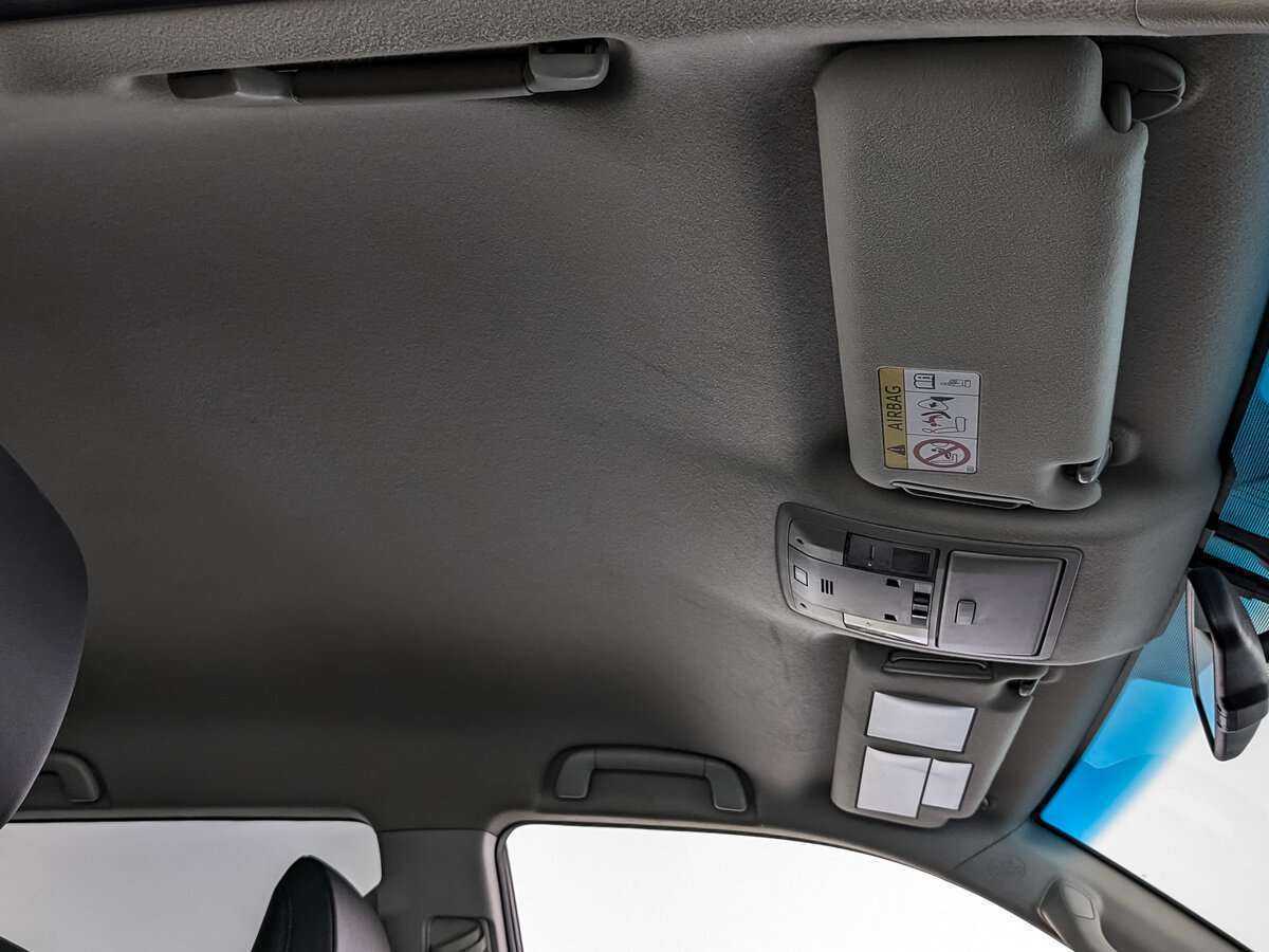 Купить Toyota Land Cruiser Prado с пробегом. Фото: #16