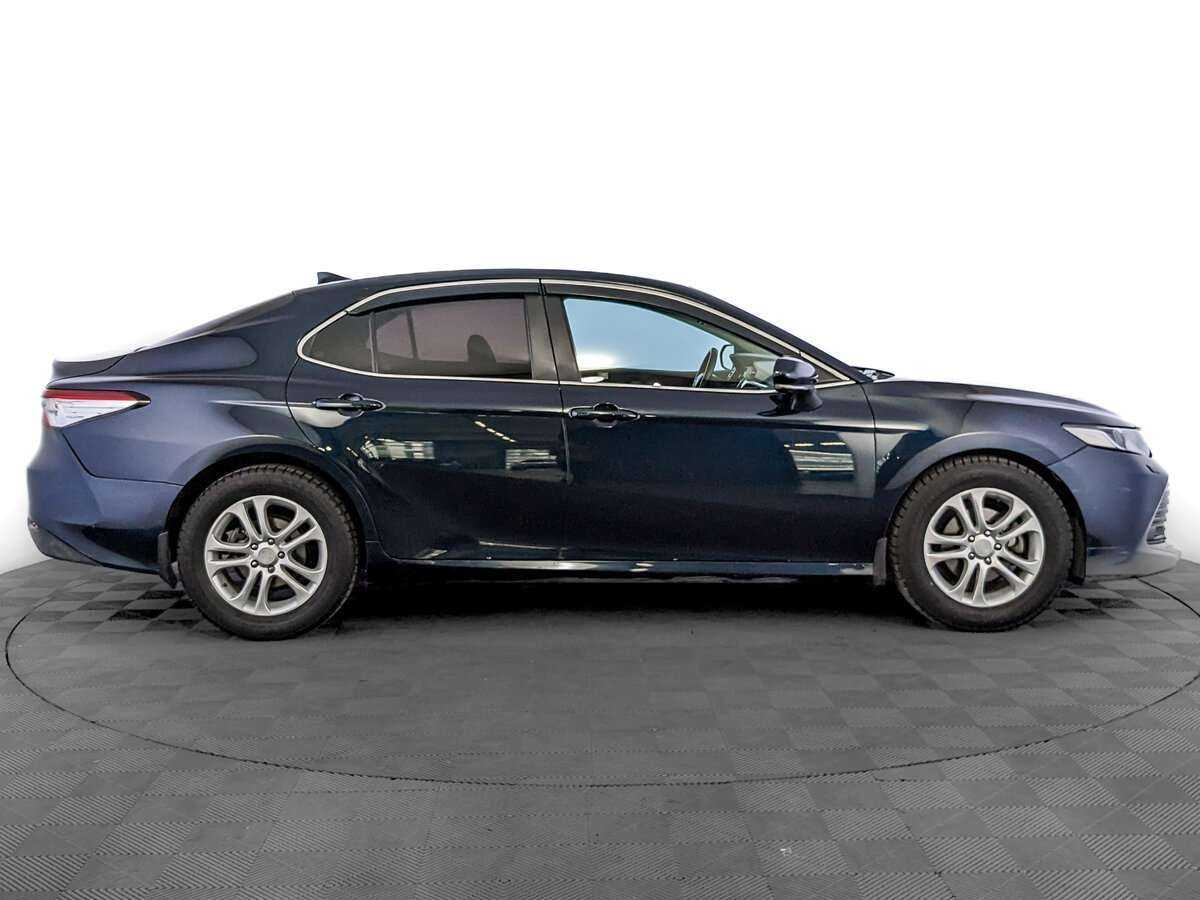 Купить Toyota Camry с пробегом. Фото: #3