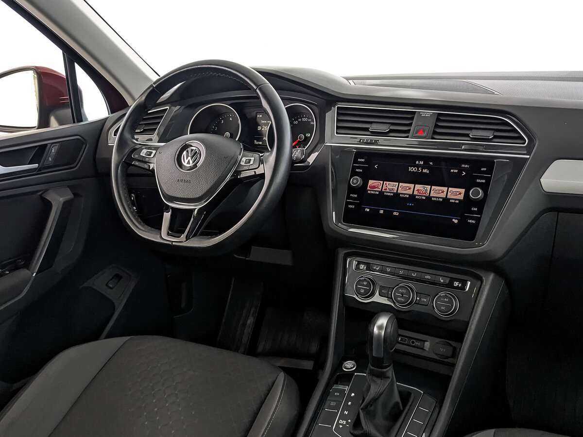 Купить Volkswagen Tiguan с пробегом. Фото: #24